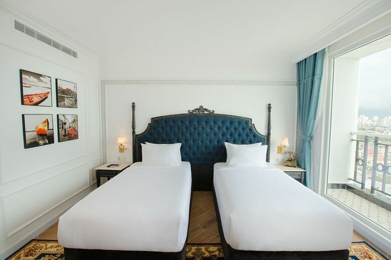 Hotel Fivitel Da Nang