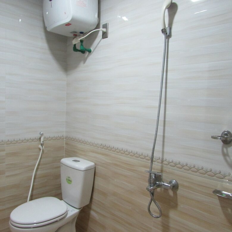 Viet Nhat Halong Hotel