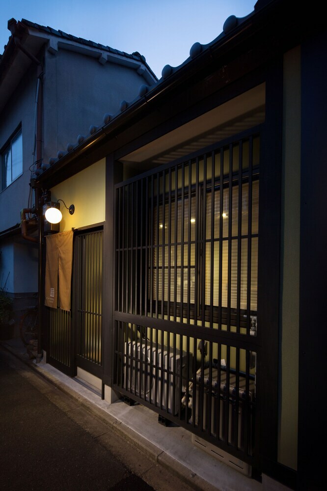 Tsumugi Hachijomuromachi