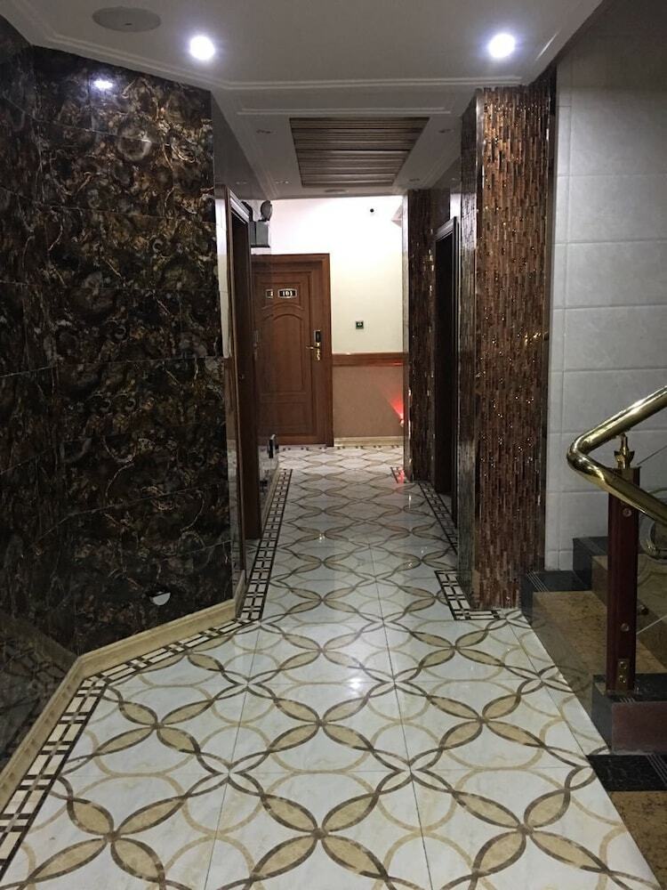 Zimbo Golden Hotel