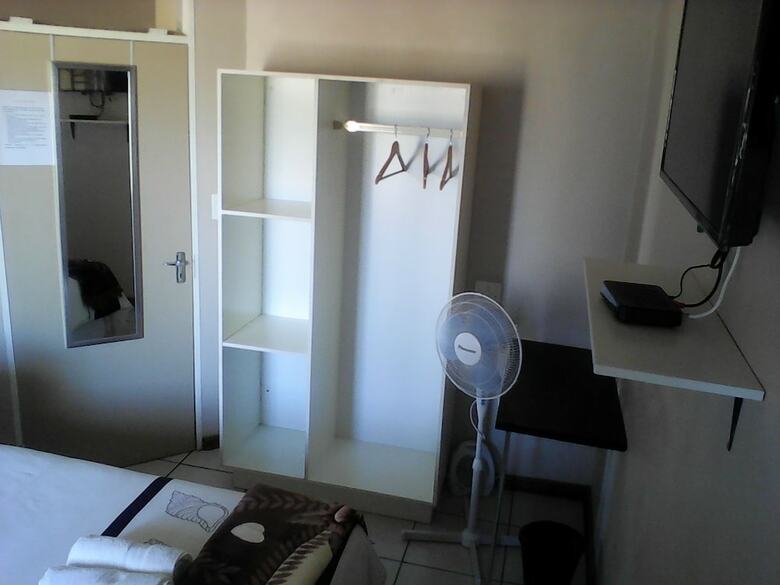 Vuya Nathi Bed & Breakfast