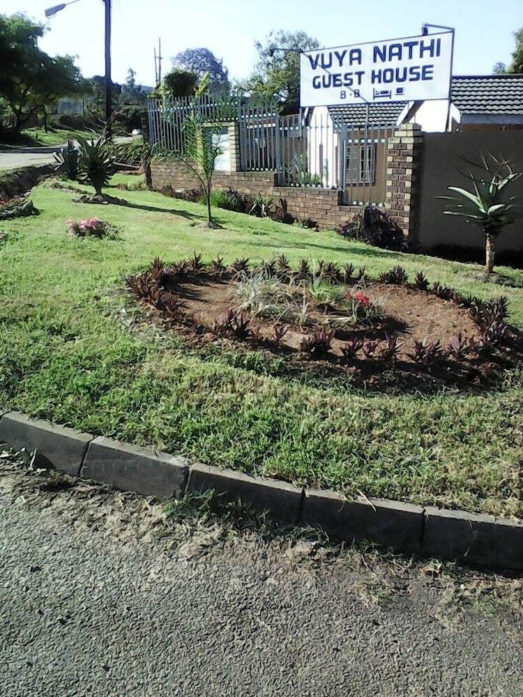 Vuya Nathi Bed & Breakfast