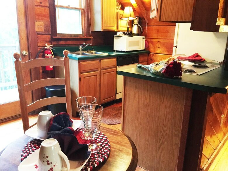 Bed & Breakfast Gatlinburg Adventure Cabins