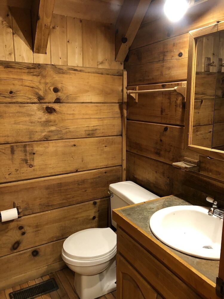 Bed & Breakfast Gatlinburg Adventure Cabins