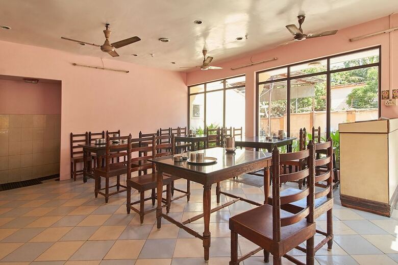 Hotel Triveni Tourist Home