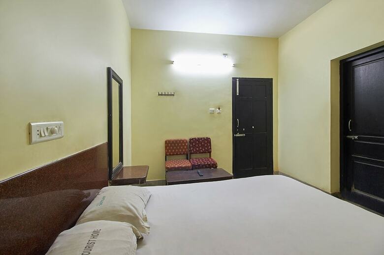 Hotel Triveni Tourist Home