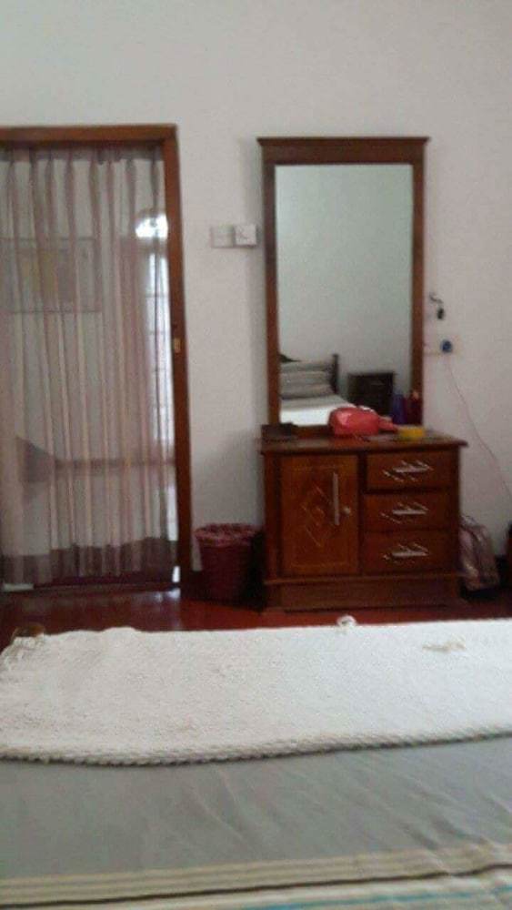 Hotel Srilusa Home Stay Hikkaduwa