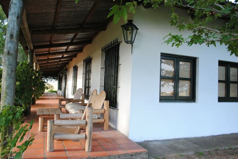 Posada Estancia Aguila Blanca