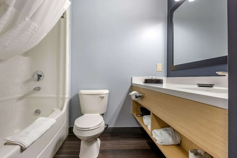 Hotel Quality Inn & Suites