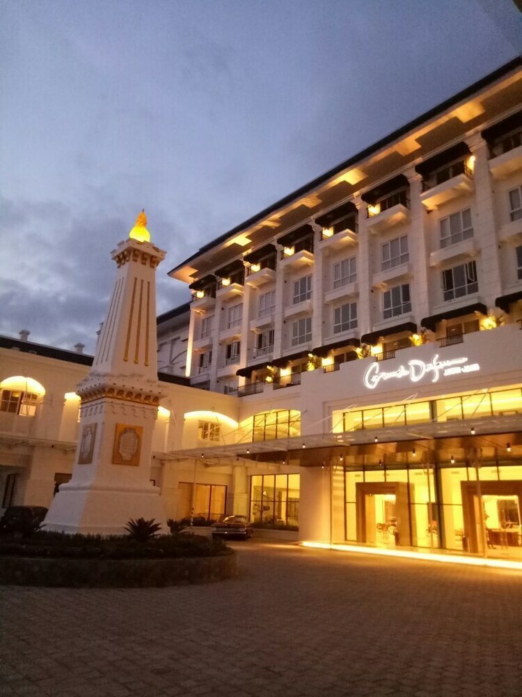 Hotel Grand Dafam Rohan Jogja