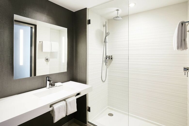 AC Hotel By Marriott Tampa Airport