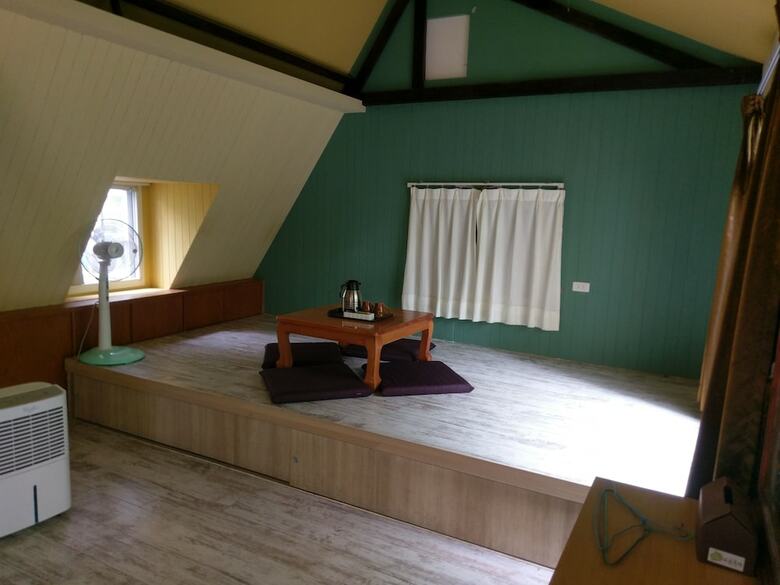 Hotel Roll Inn Eco-village