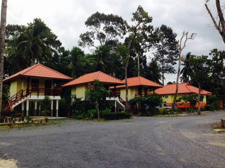 Hotel Phuengluang Resort