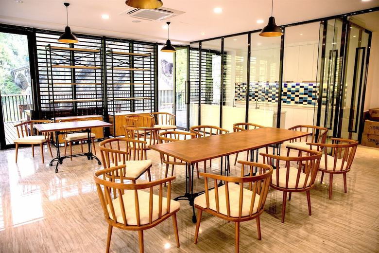 Spring Posh Roadsun International Hotel & Resort