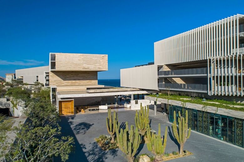 Hotel Solaz, A Luxury Collection Resort, Los Cabos