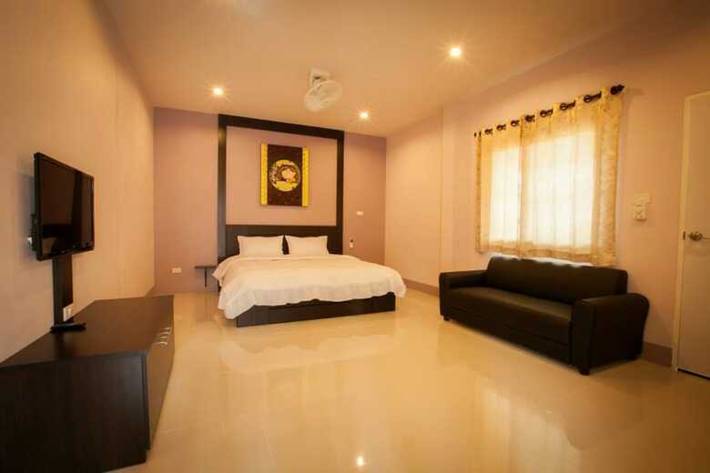 Hotel Chiang Kham Grand Villa