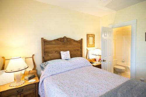 Bed & Breakfast Bayview Pines Country Inn