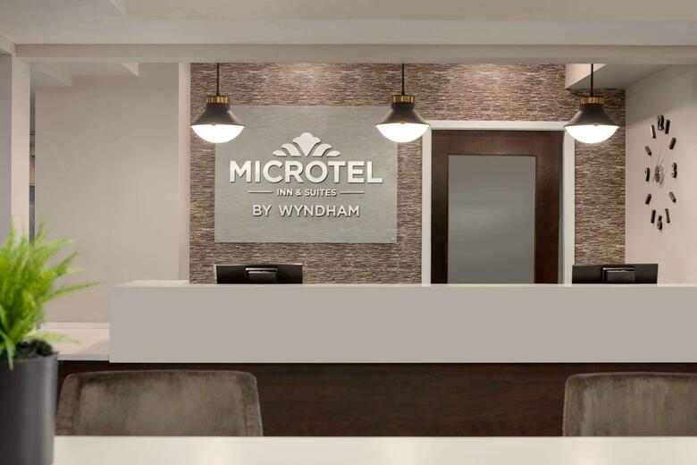 Hotel Microtel Inn & Suites By Wyndham Estevan