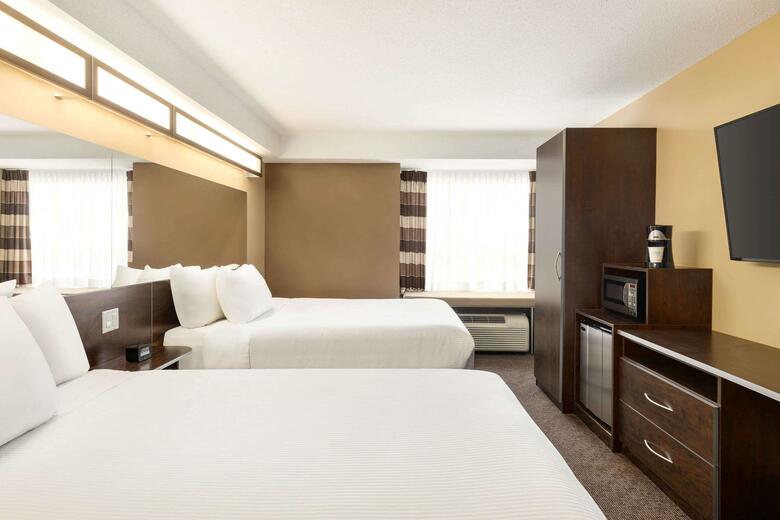 Hotel Microtel Inn & Suites By Wyndham Estevan