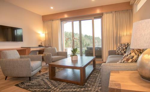 The Harbour House Hotel, Restaurant & Organic Farm