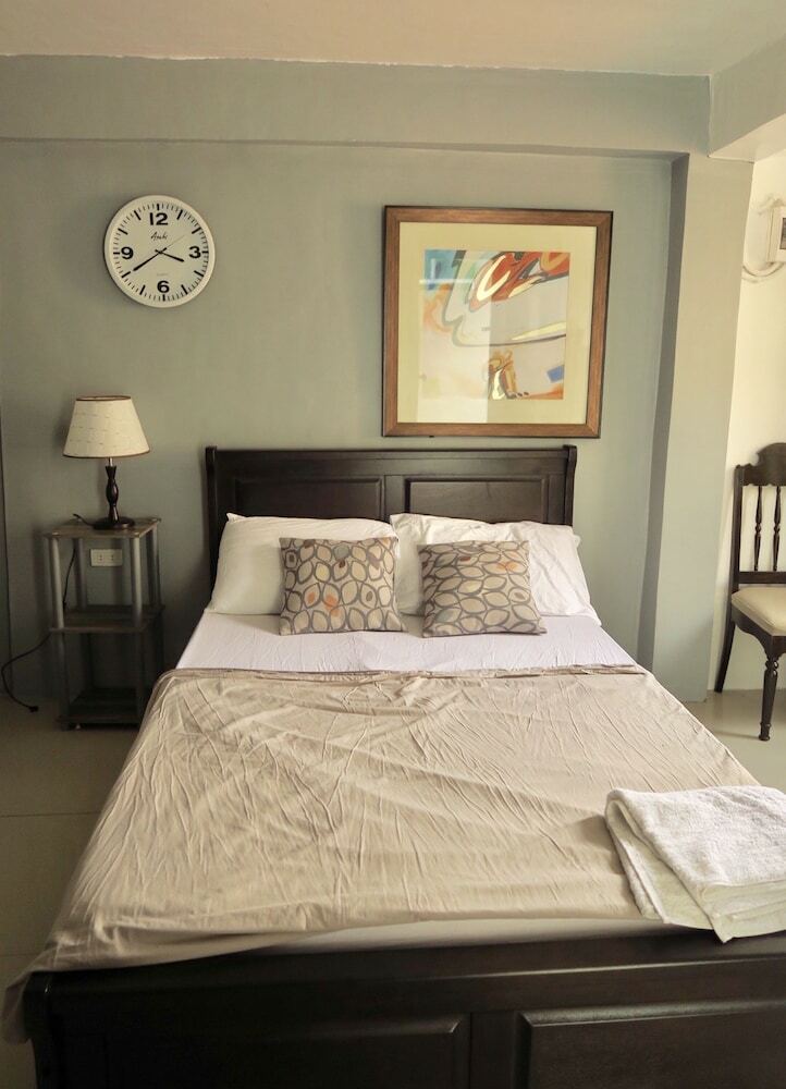 Lalyn's Room In Quezon City