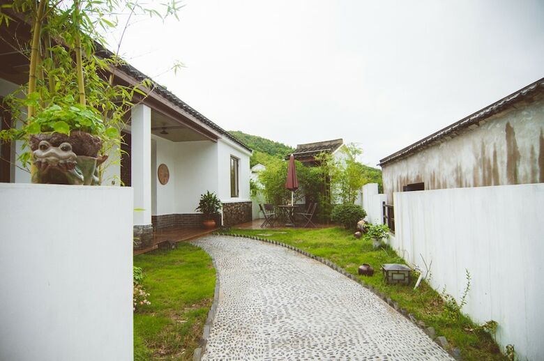 Hotel Heart Retreat. Island