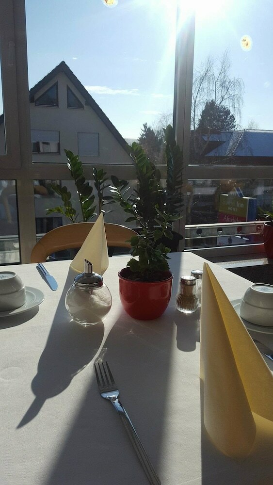 Sunibel Inn Hotel
