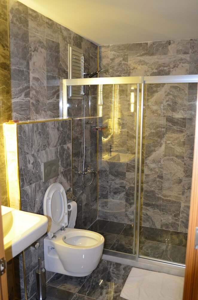 Hotel Otel Le Grand