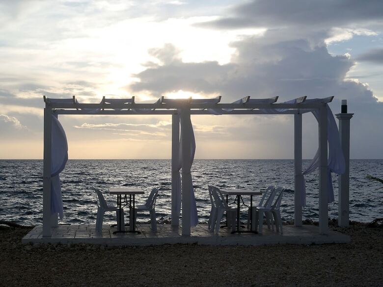 Hotel Seascape Resort Oslob