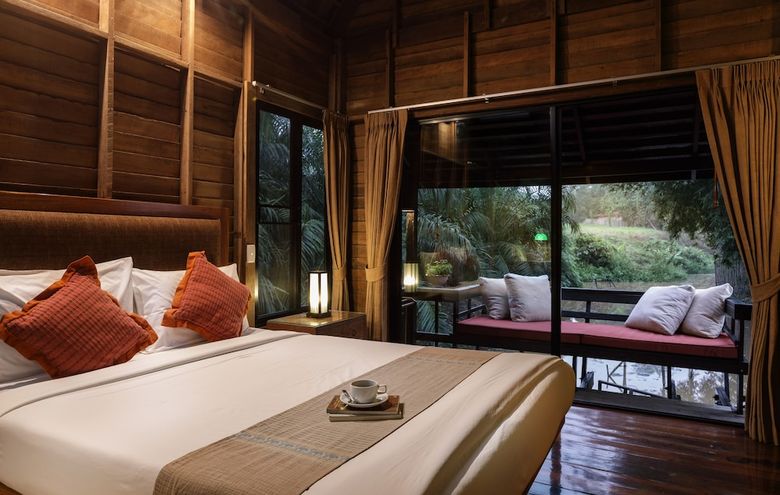 Hotel Rai Saeng Arun Resort