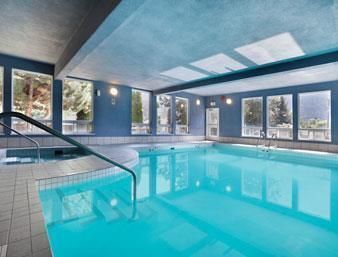 Hotel Super 8 West Kelowna