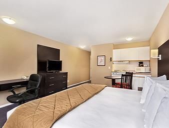 Hotel Super 8 West Kelowna