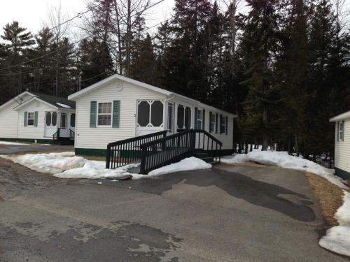 Settler's Inn & Motel