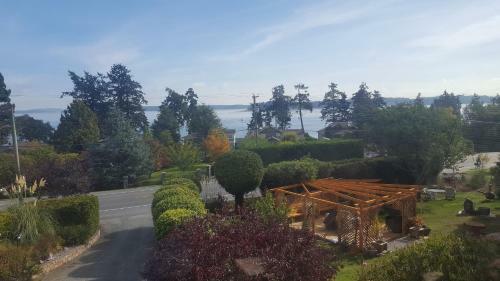 Bed & Breakfast By The Sea Bnb, Sidney Victoria Bc
