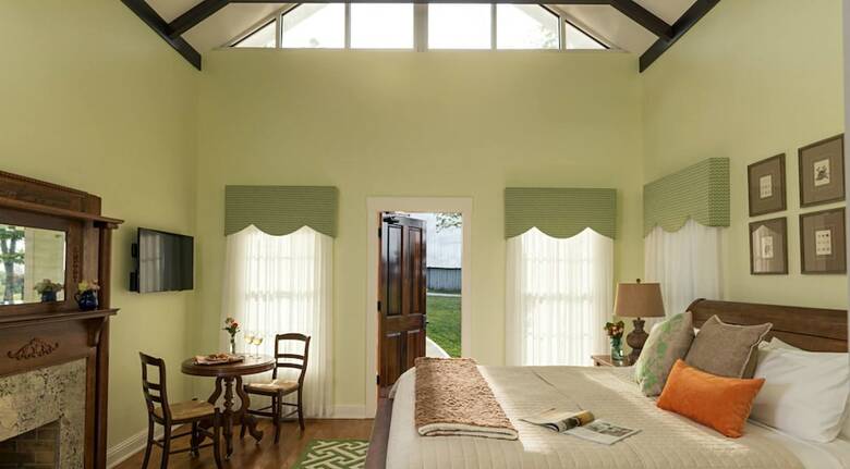 Bed & Breakfast Ashford Acres Inn