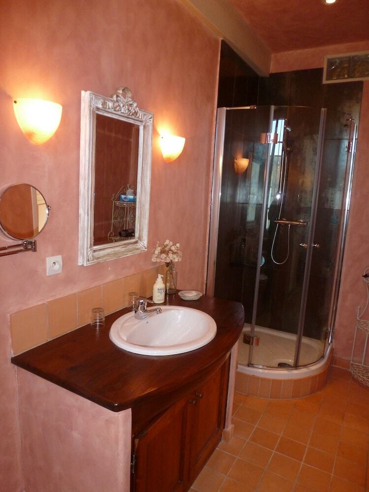 Les G�tes Du Manoir de Savigny