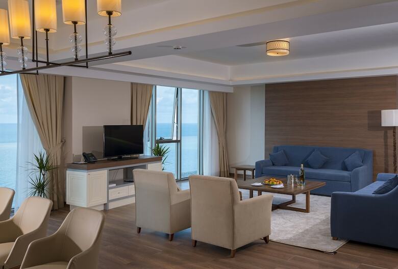 Hotel Ramada Plaza By Wyndham Rize