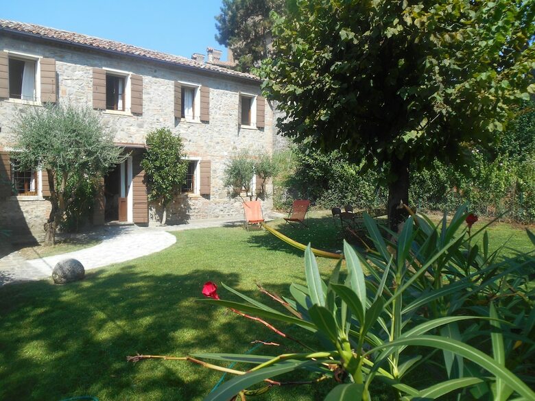 Agroturismo Agriturismo La Montecchia