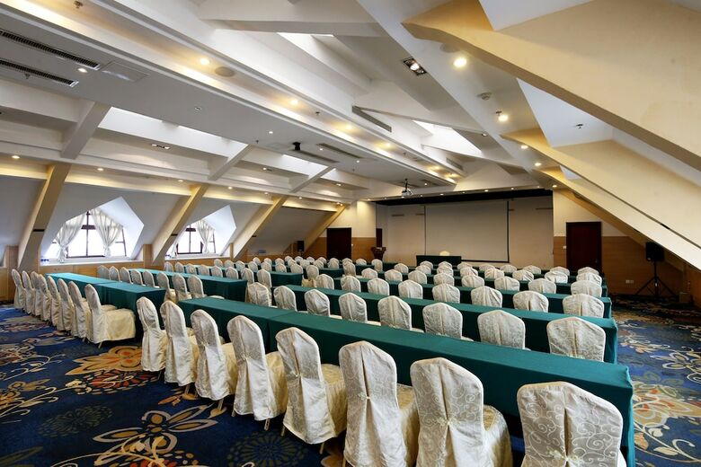 Nanjing John Garden Hotel