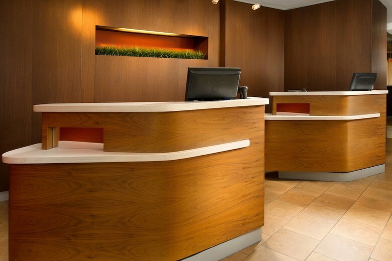 Hotel Courtyard Marriott Waldorf