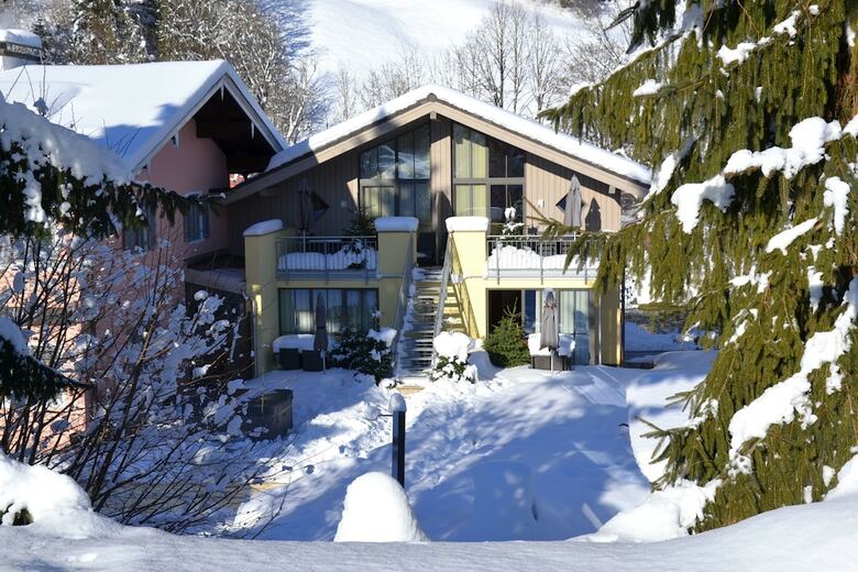 Aparthotel Ferienparadies Alpengl�hn