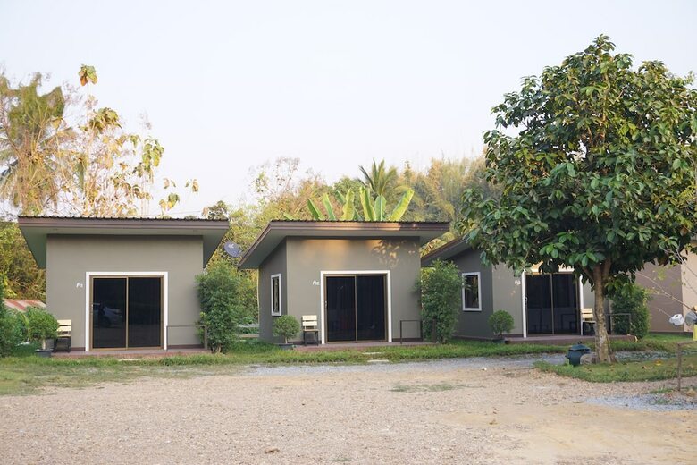 Hotel Ratchanee Resort Ban Rai