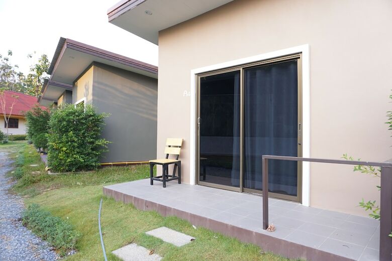 Hotel Ratchanee Resort Ban Rai