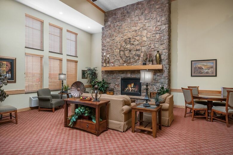 Hotel Americinn By Wyndham Newton