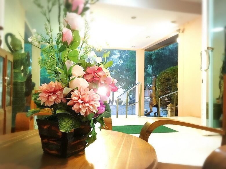 Hotel Phuranya Resort