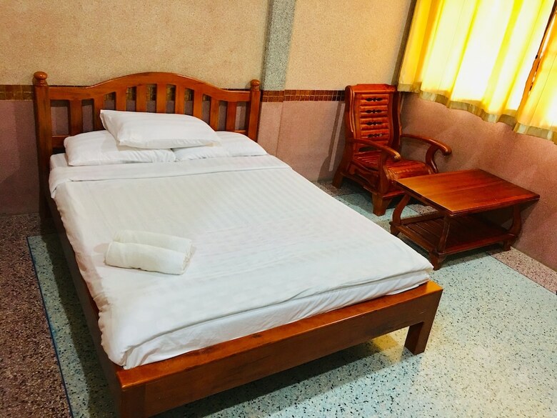 Hotel Teepak Suanmon