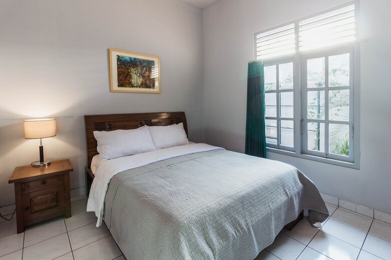 Bed & Breakfast Ndalem Sarengat