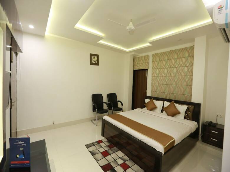Oyo 8837 Hotel Surya Galaxy