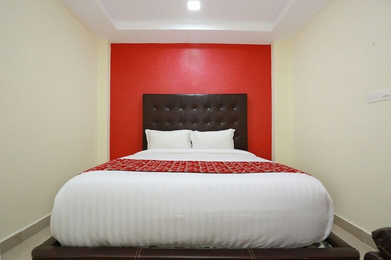 Hotel Oyo 10149 Noor Residency