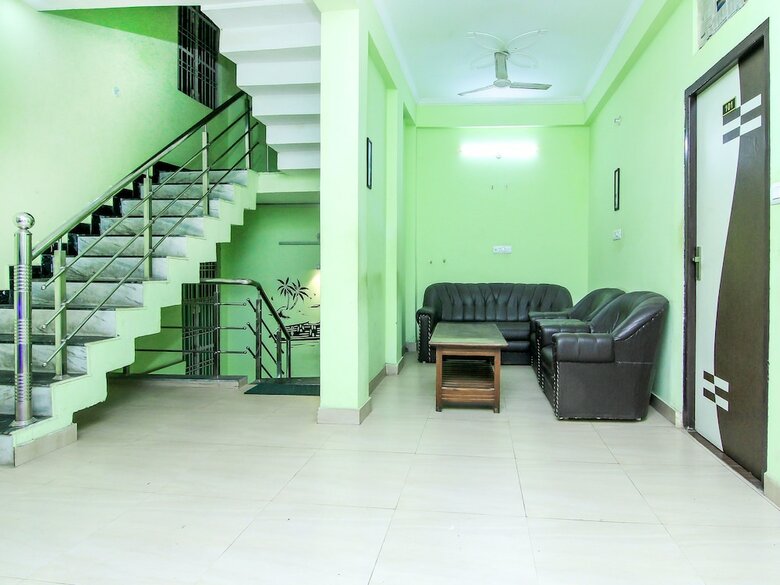 Hotel Oyo 8243 Climat Inn